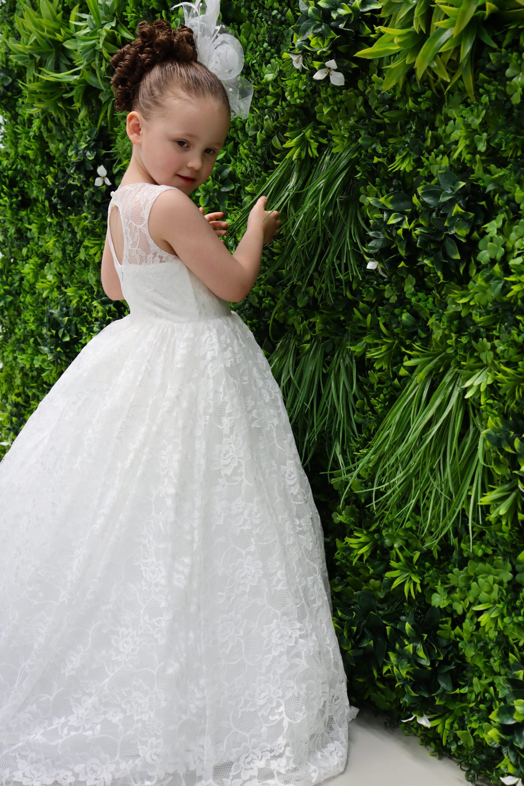 Full Flair White Flower Girl Dress Lace Dress