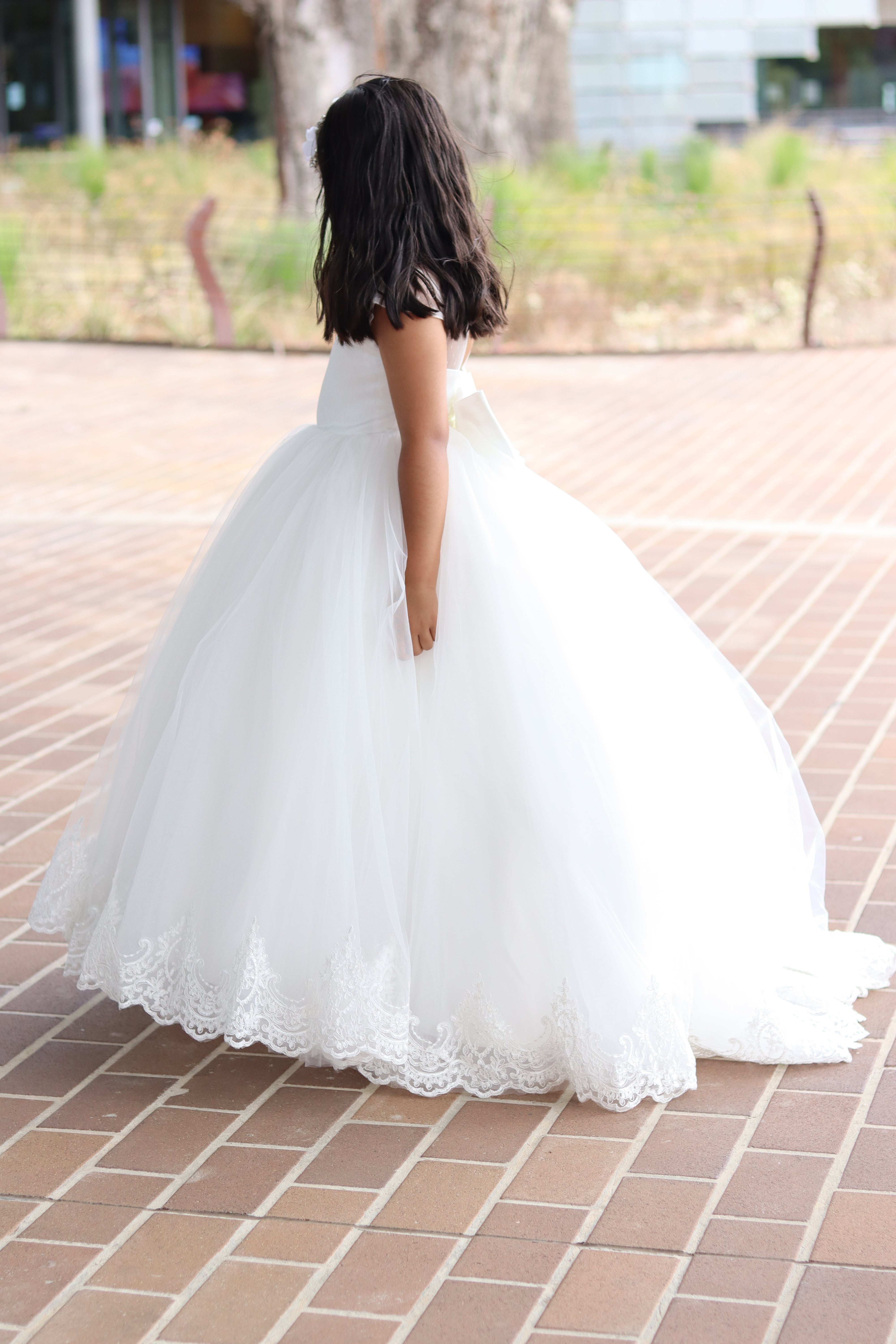 Luxury Puffy Flower Girl Dress With Train