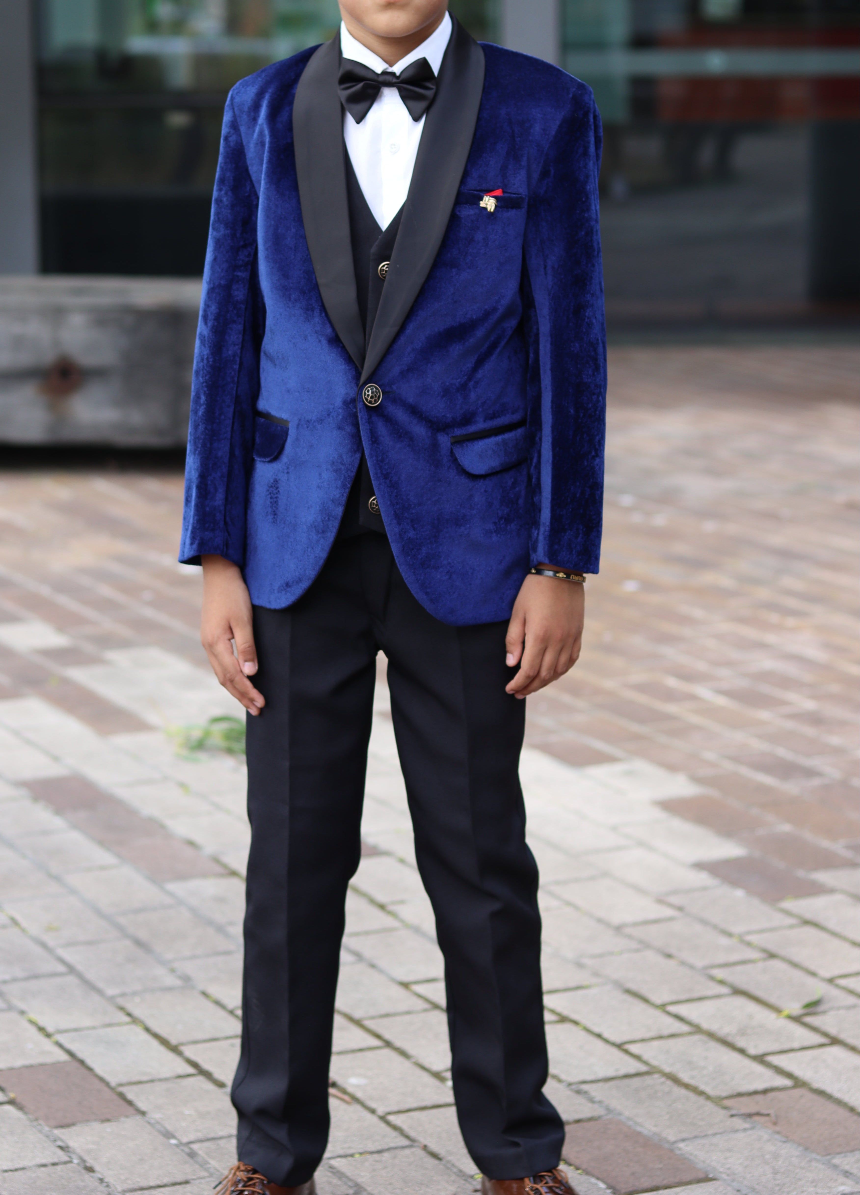Boys Slim Fit Blue Tuxedo 5Pc Set - Velvet Suit