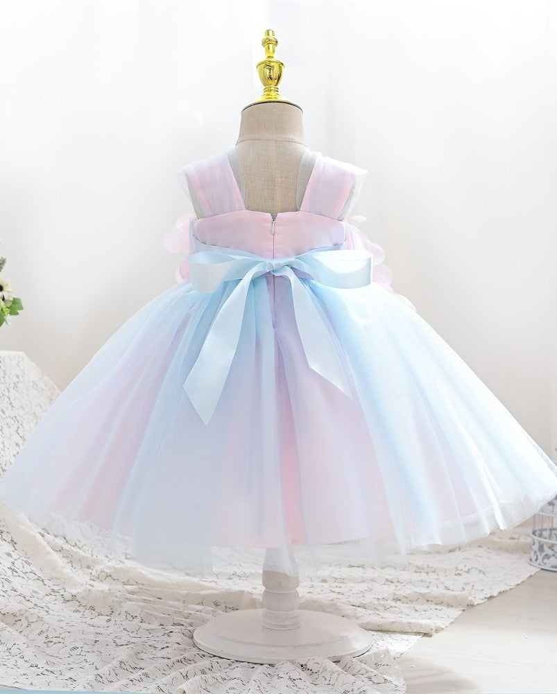 Little Girls Blue Dress With Big Flowers