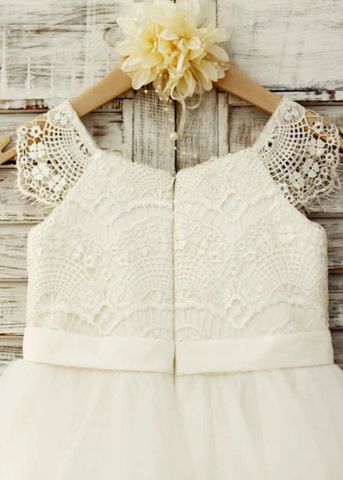 lace-sleeves-ivory-tulle-dress