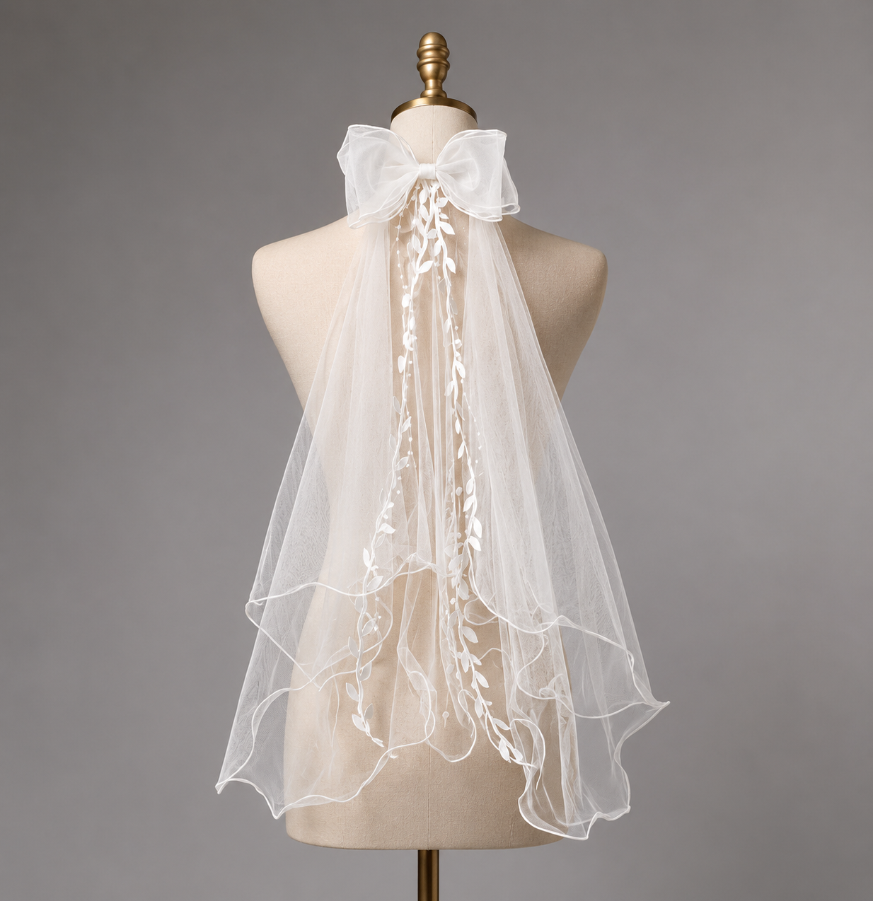 Girls Veil With Leaf And Pearl Tassel
