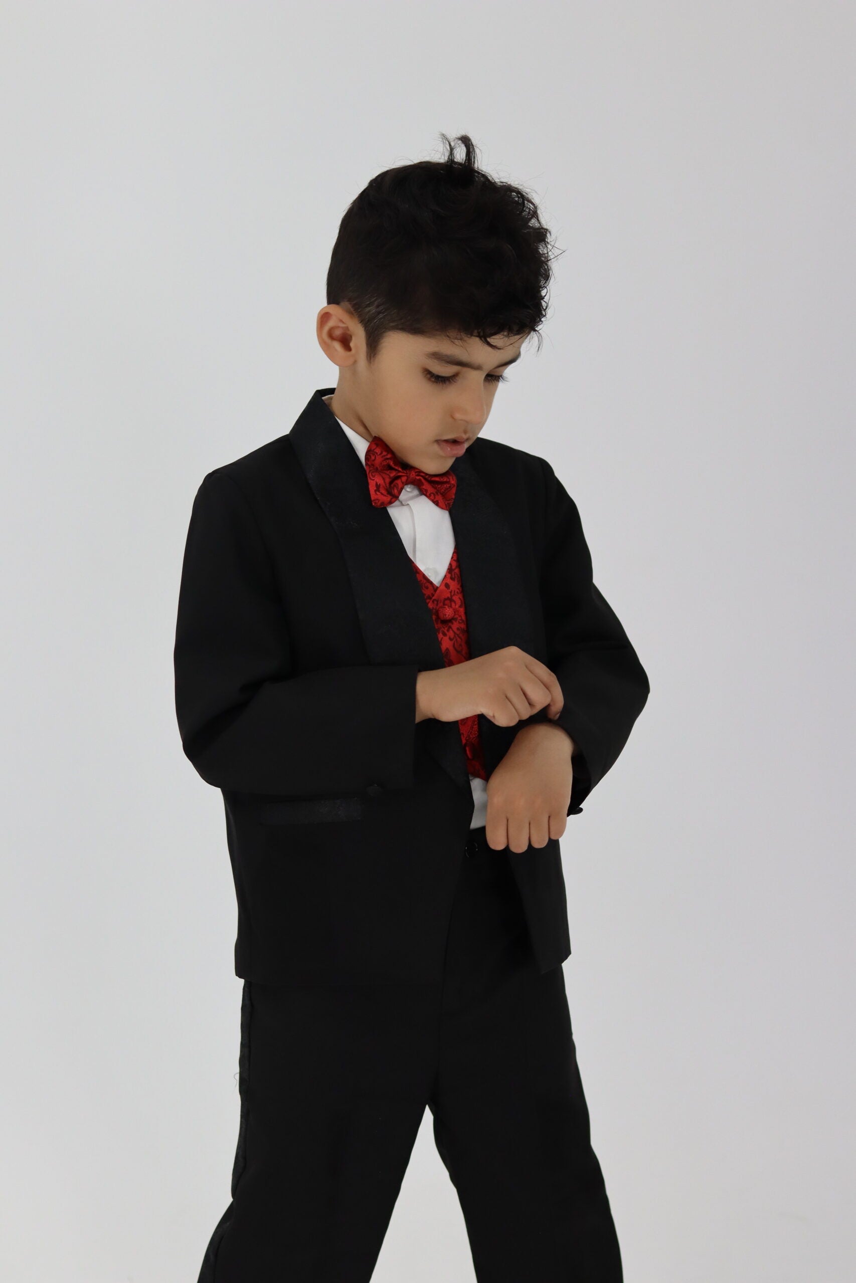 Boy Tuxedo Black Suit 5pc Set