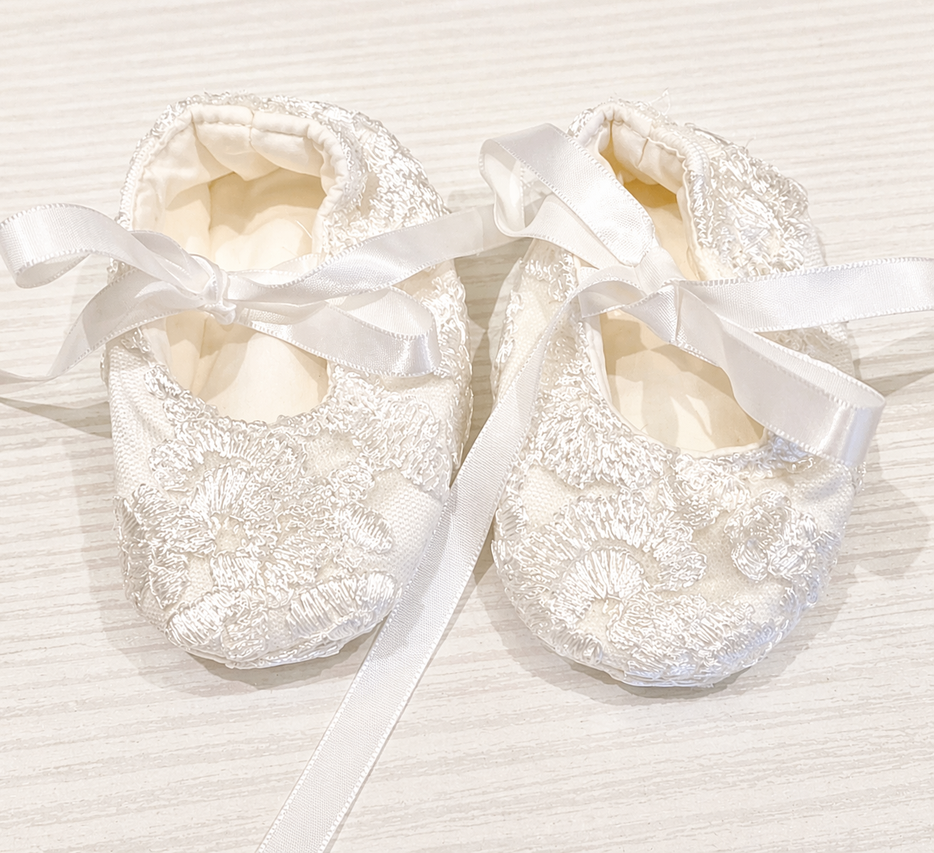 Full Sleeve Lace Christening Dress With Bonnet And Shoe